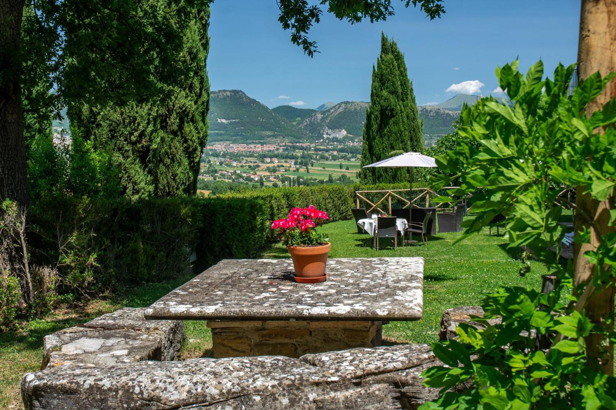 Antica Residenza Montereano Villa Gubbio Eksteriør bilde