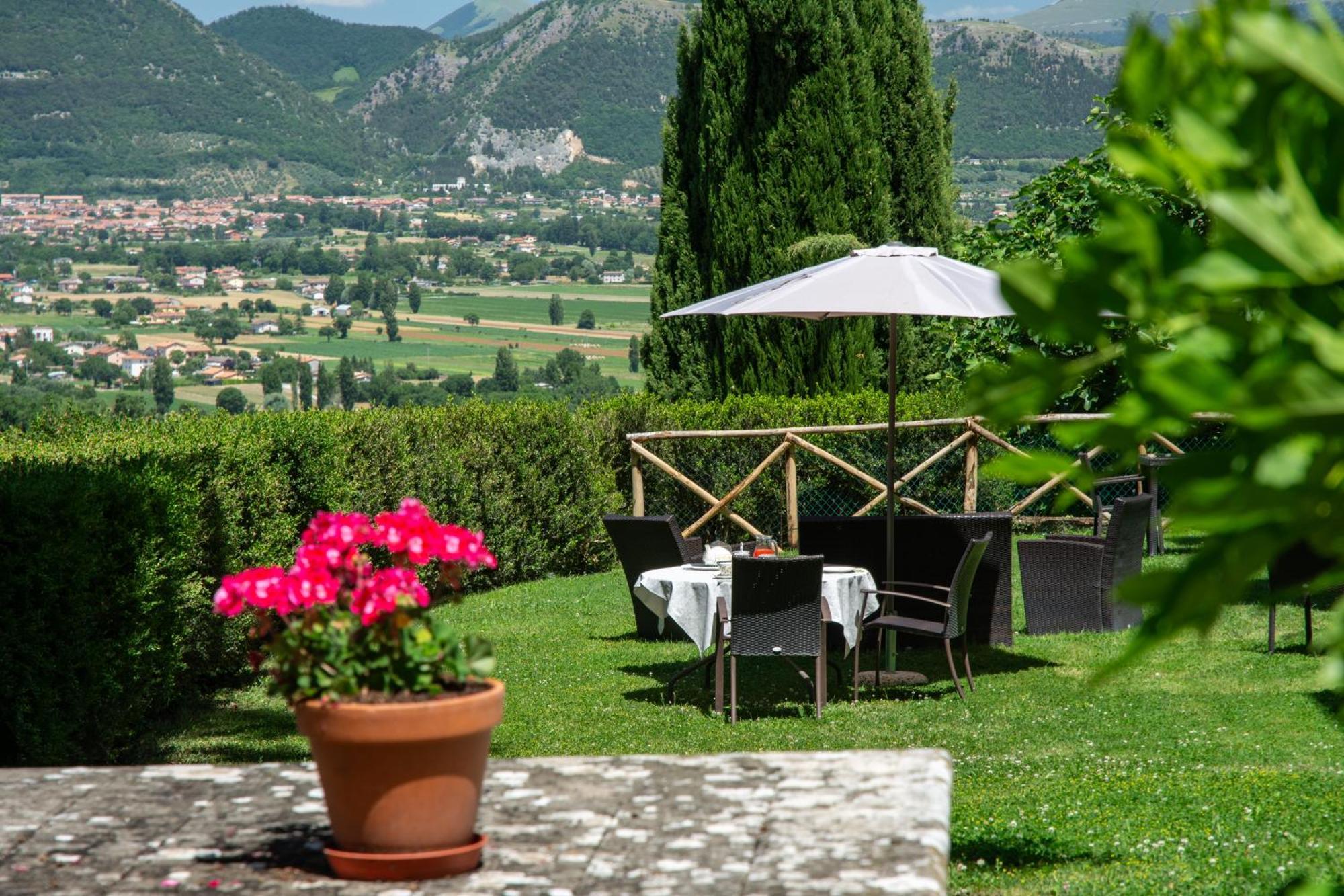 Antica Residenza Montereano Villa Gubbio Eksteriør bilde